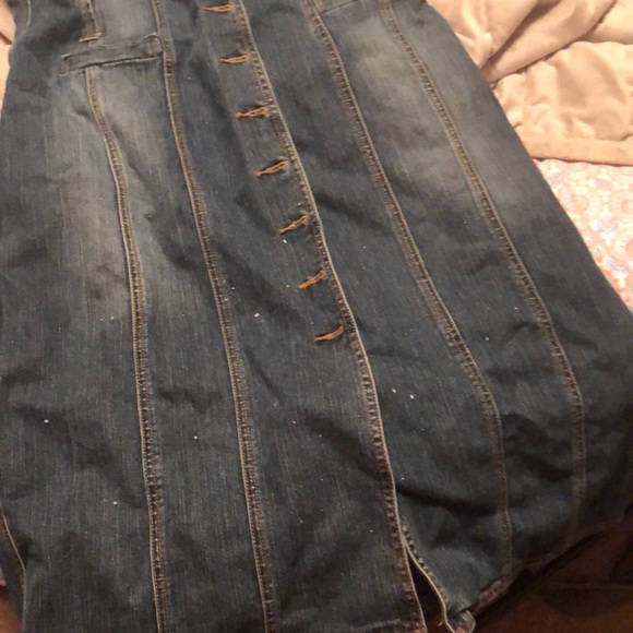 To small but cute dress for young teens - Picture 2 of 2